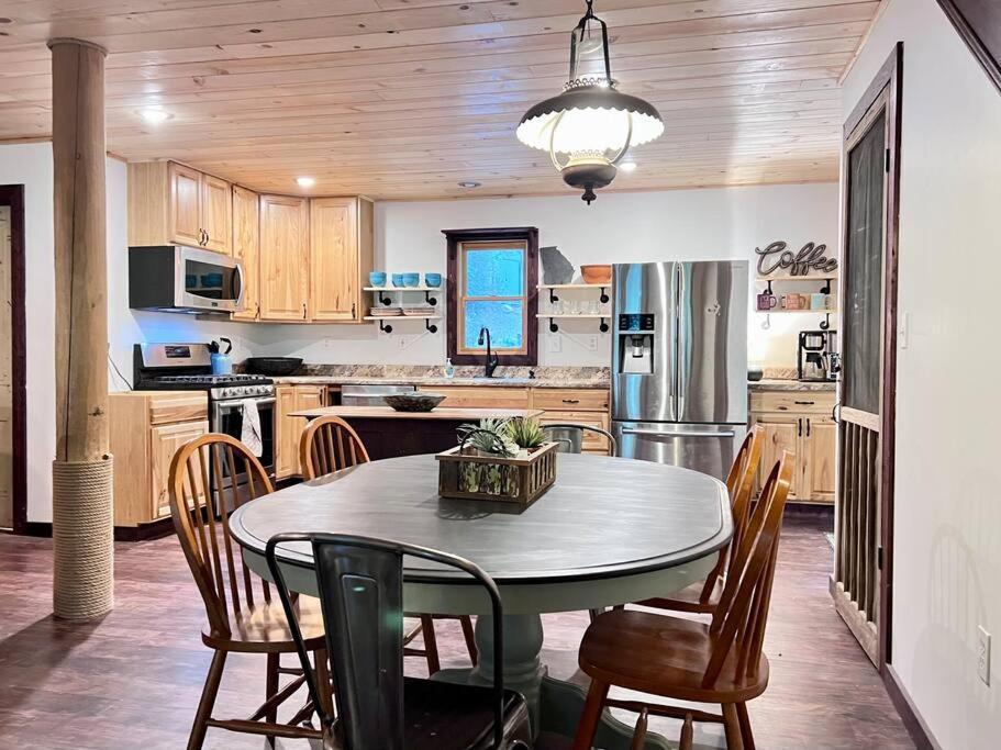 Close To Lake Blue Ridge, Hot Tub, Swing Beds Morganton Экстерьер фото