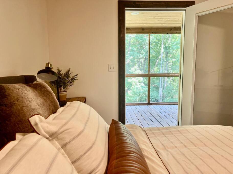 Close To Lake Blue Ridge, Hot Tub, Swing Beds Morganton Экстерьер фото