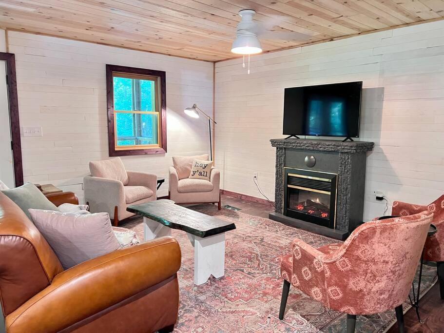 Close To Lake Blue Ridge, Hot Tub, Swing Beds Morganton Экстерьер фото